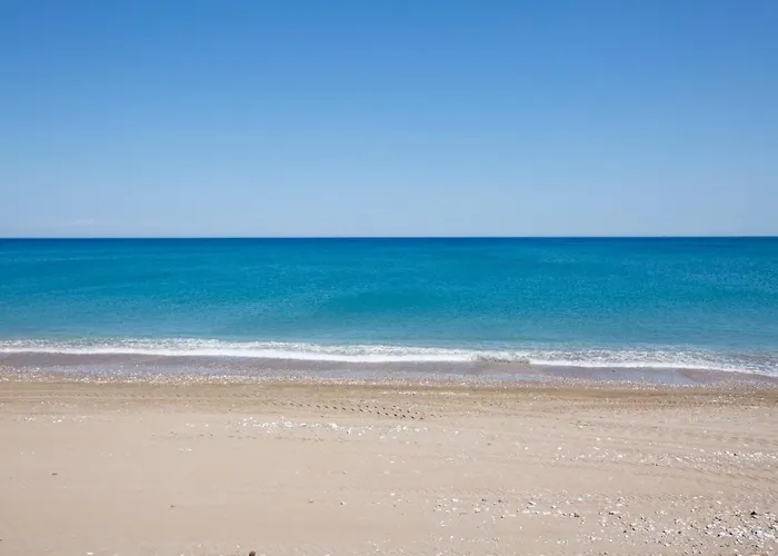 Serenity Sea-view 아파트