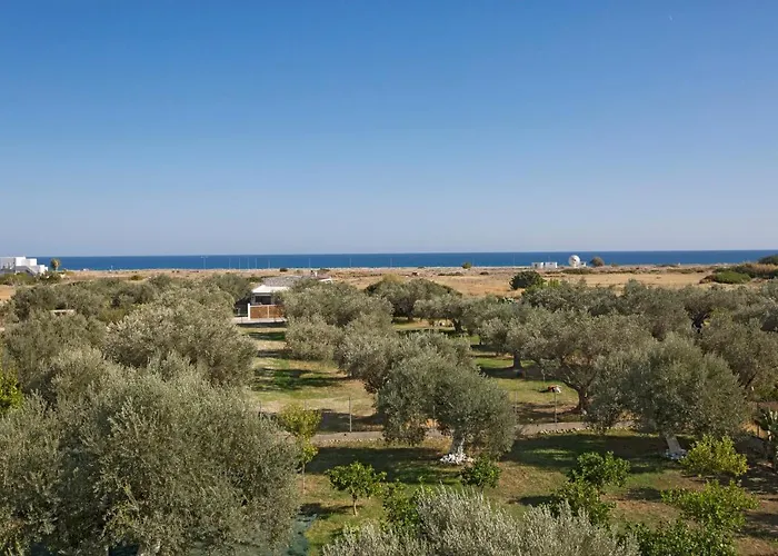 Serenity Sea-view Апартаменты *