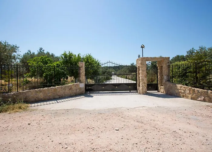 Serenity Sea-view Афанту