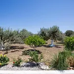 Serenity Sea-view Apartament *