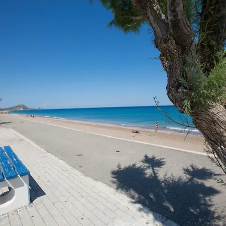Serenity Sea-view דירה *