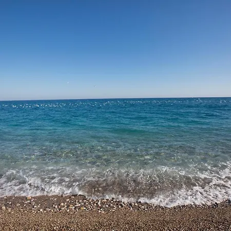 Serenity Sea-view Apartman