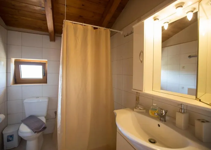 Serenity Sea-view 아판토우